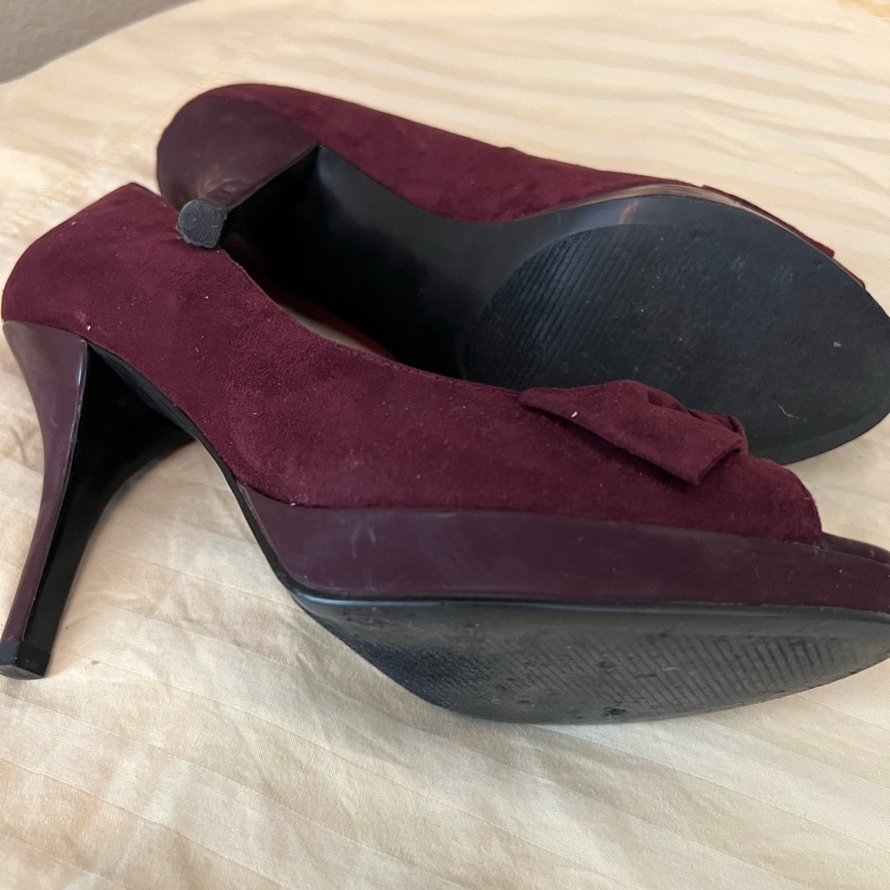 Audrey Brooke size 9 1/2 color Cognac